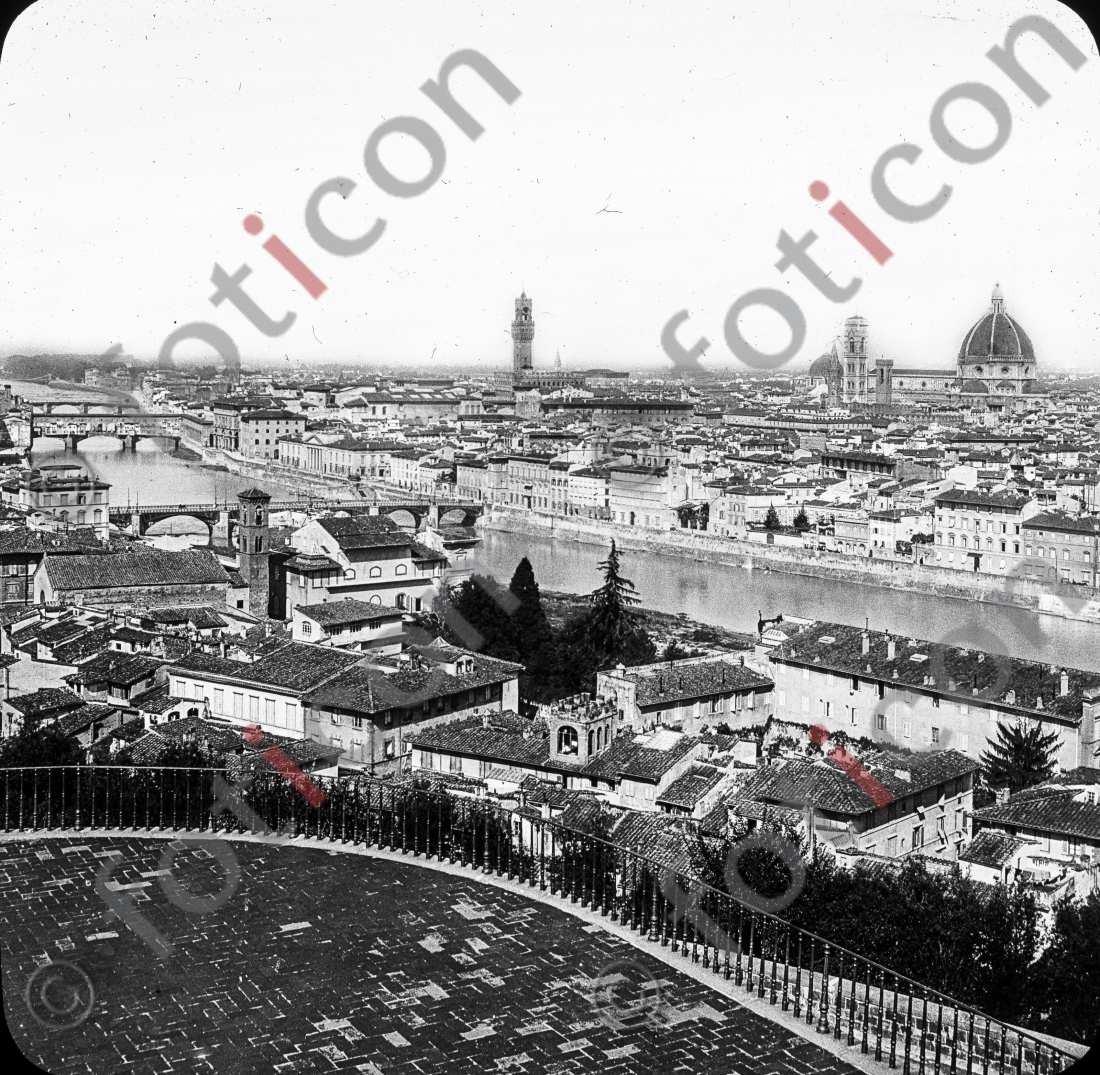 Ansicht von Florenz | View of Florence - Foto foticon-simon-147-007-sw.jpg | foticon.de - Bilddatenbank für Motive aus Geschichte und Kultur